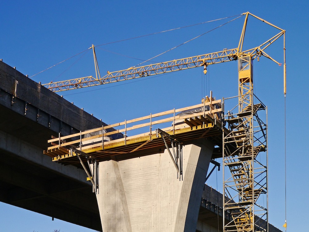 construccion de puente con prefabricados