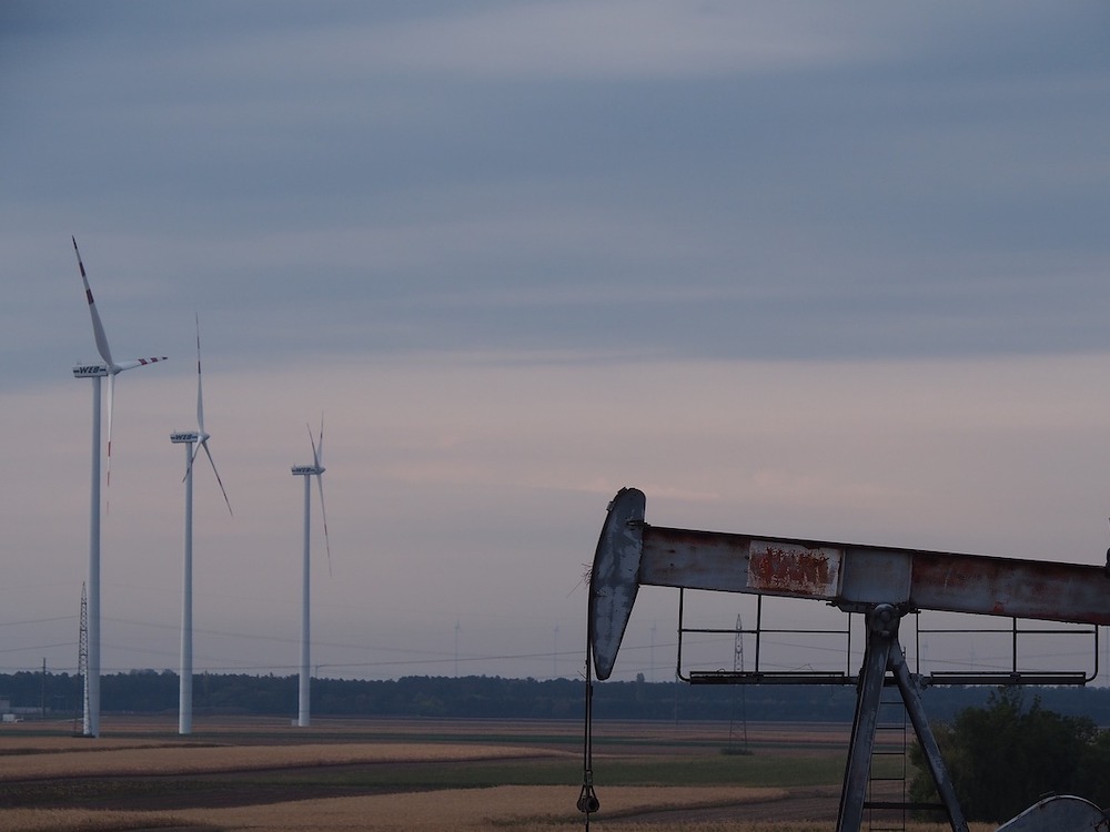 petroleo y energias renovables greenpeace